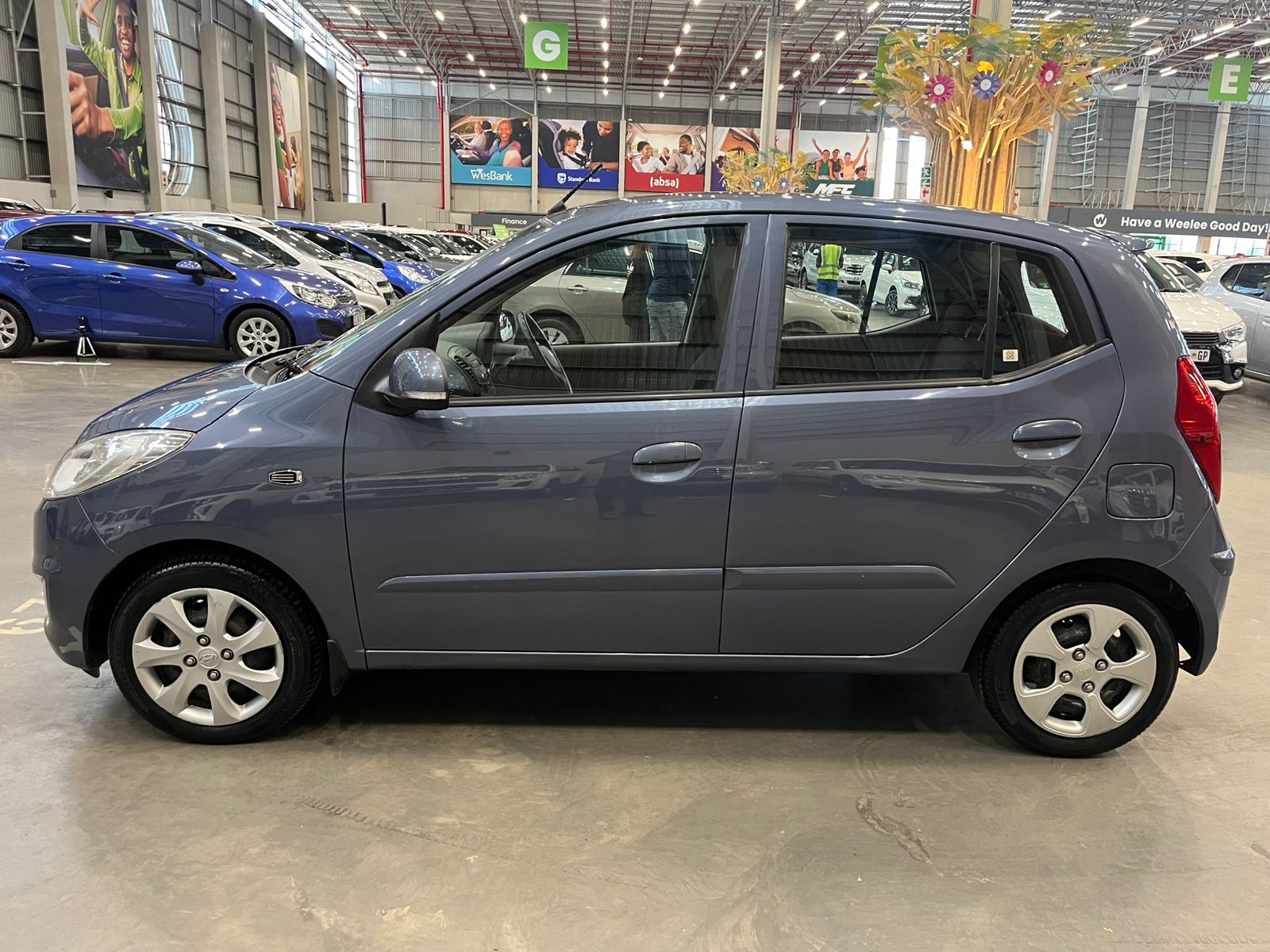 HYUNDAI i10 i10 1.25 GLS/FLUID
